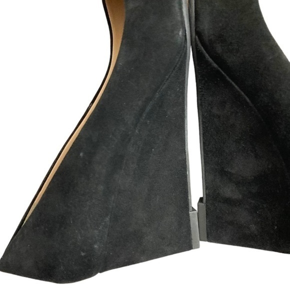 Tory Burch suede leather Claire closed toe wedge heel shoes new without box - Picture 14 of 16